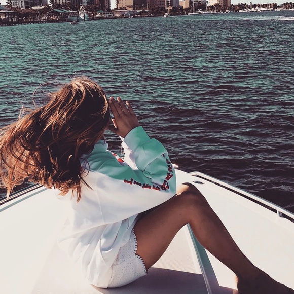 Meet your Posher, Autmn - Picture 1 of 1